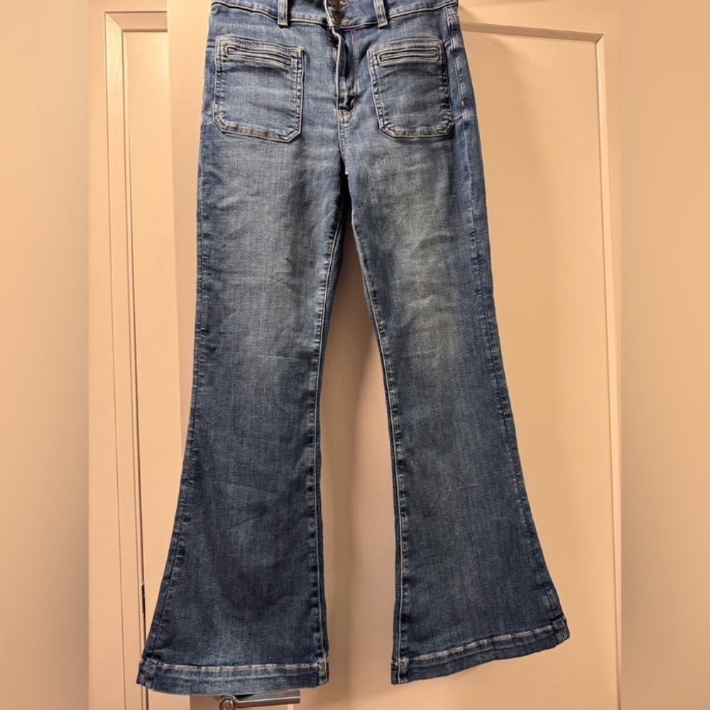 American Eagle Outfitters Flare Jeans